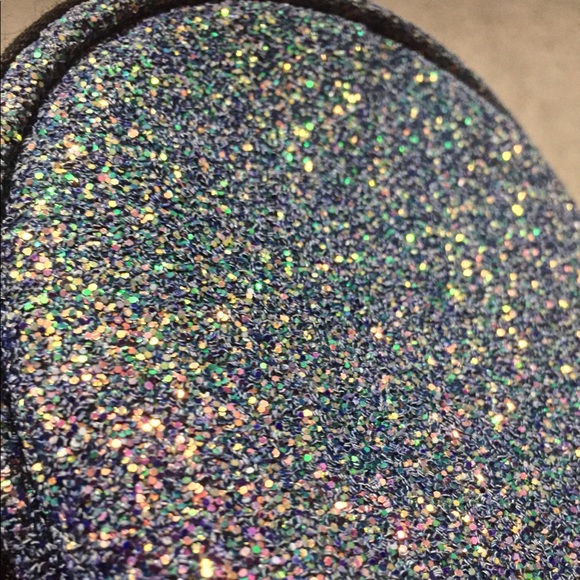 MINISO small pouch/bag - Picture 5 of 5